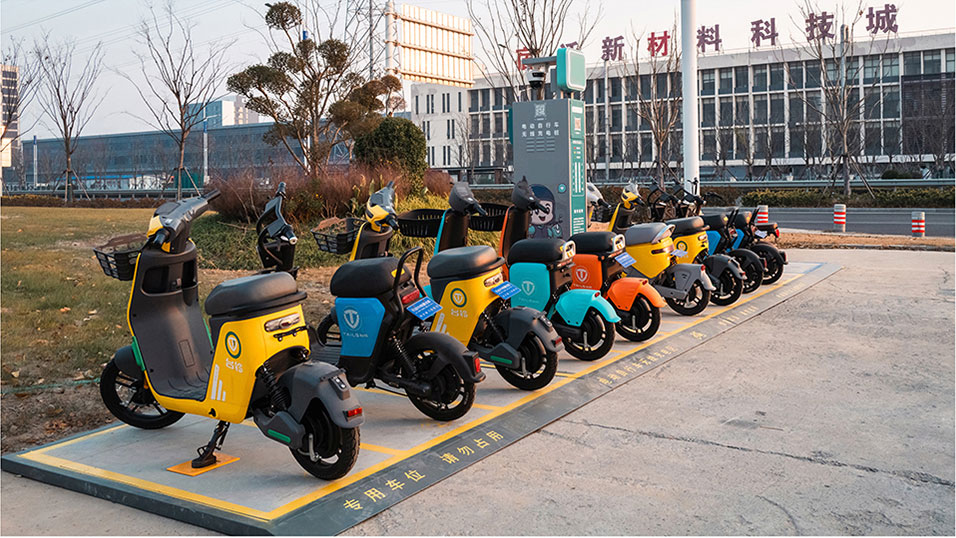 充電腳撐，無線充電腳撐，電動車充電腳撐，無線充電配件